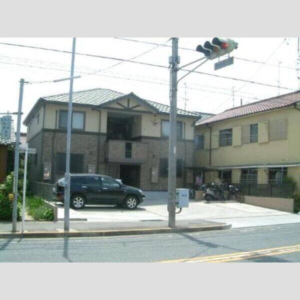 リポーズ　アルファ 建物画像