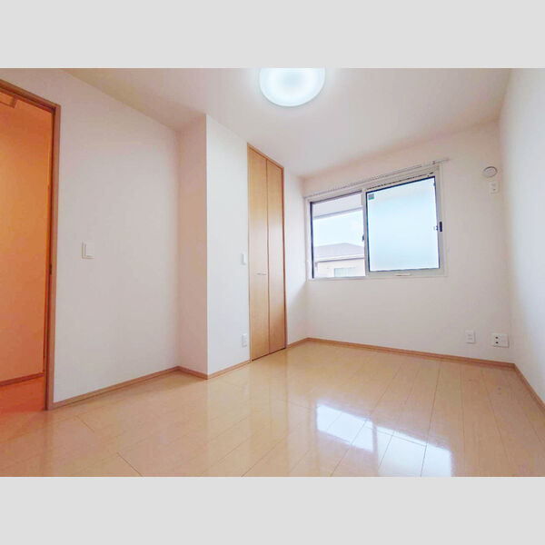 シャローズ 室内写真1