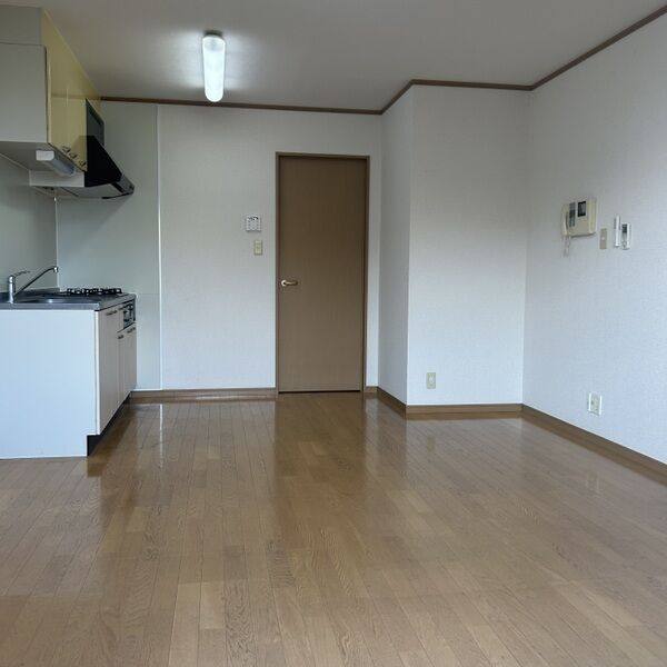 ロイヤル芝原北館 室内写真2