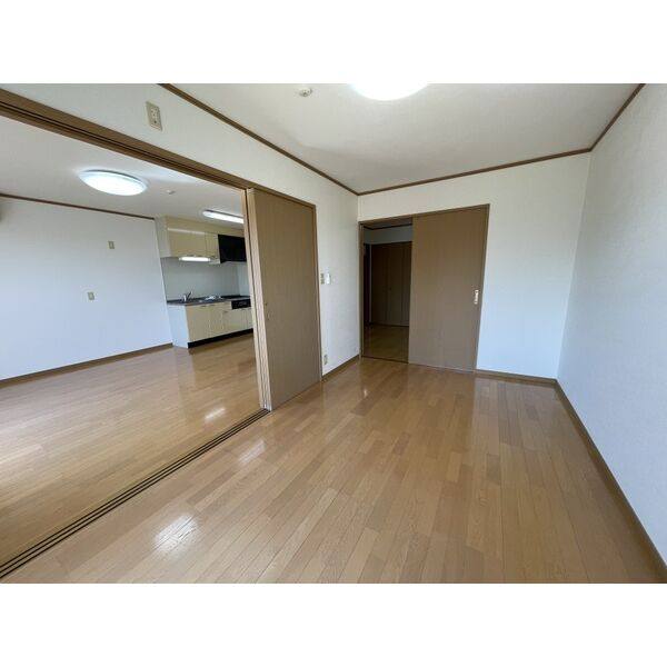 ロイヤル芝原北館 503(360°パノラマVR)号室 室内写真1