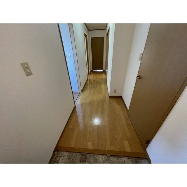 ロイヤル芝原北館 503(360°パノラマVR)号室 室内写真2