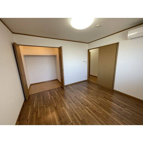 ロイヤル芝原北館 503(360°パノラマVR)号室 室内写真4
