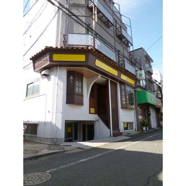 岩崎ビル
