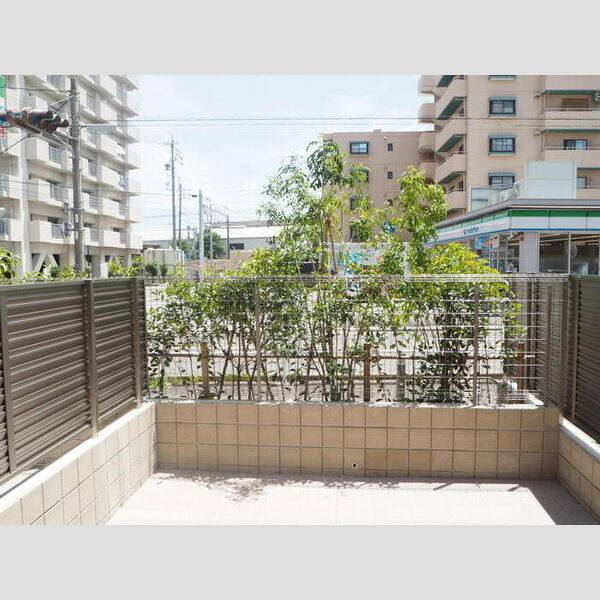 ロイヤルスクエア徳川 室内写真2