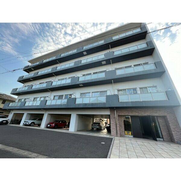 AZ beans 建物画像
