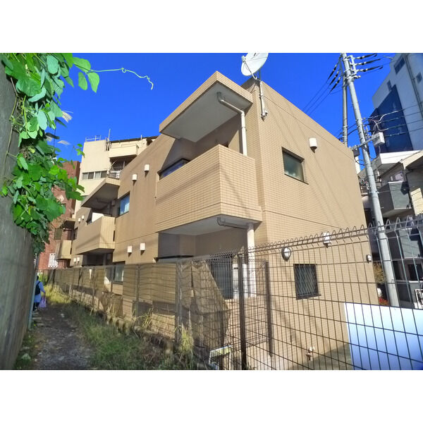 az haus 建物画像