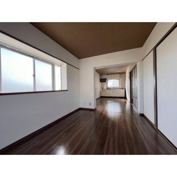 Sunny Well 室内写真1