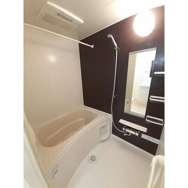 リノ・ガーデン レア 室内写真4