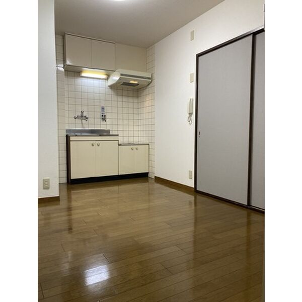 メイツ松屋町 室内写真3