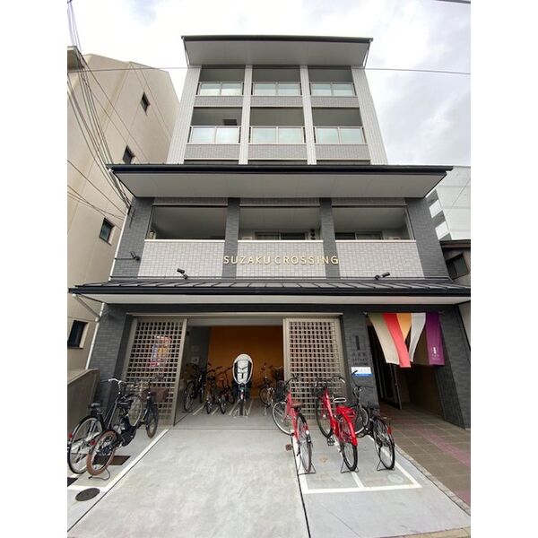 朱雀館 建物画像