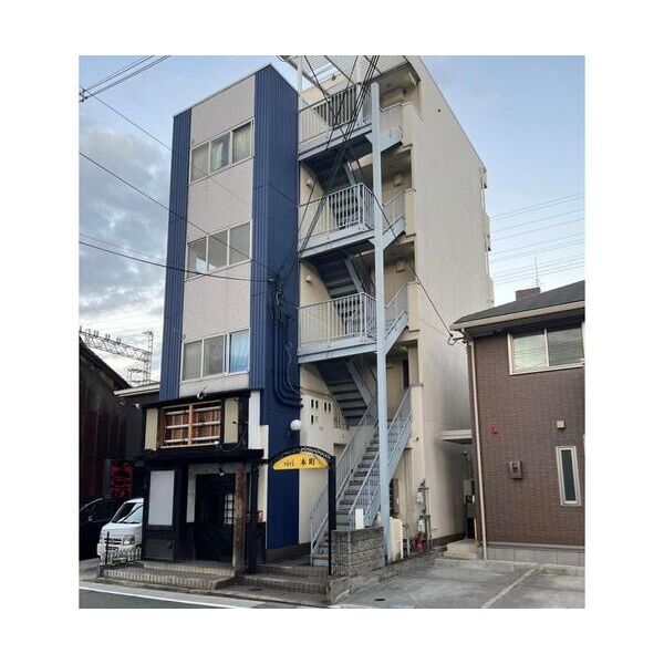 ViVi本町 建物画像