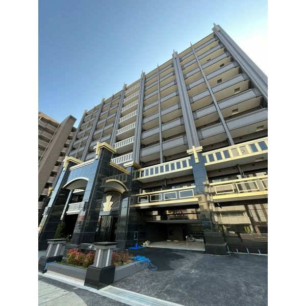 PHOERME TENNOJI East 建物画像