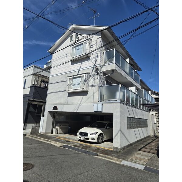 ステュディオ・カリーノ 建物画像