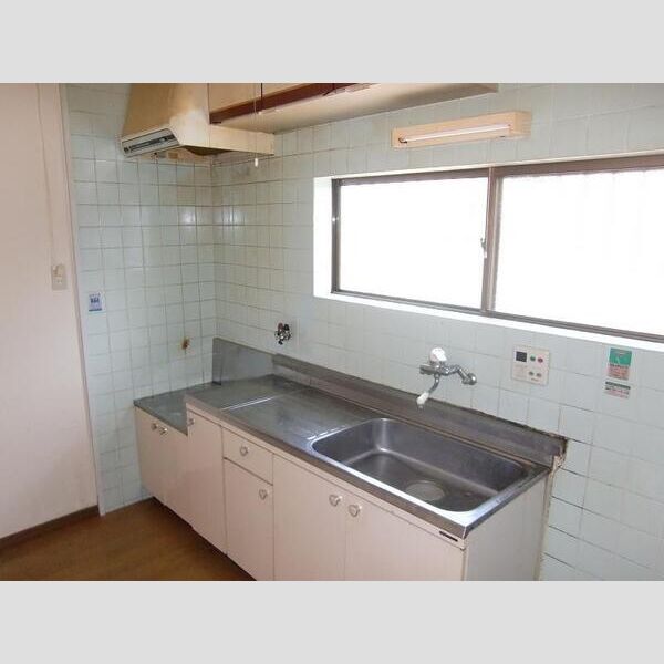 小田町戸建 室内写真1