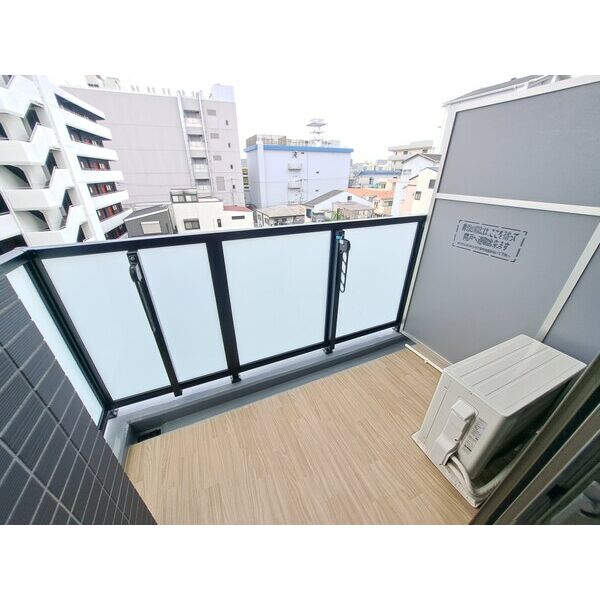 スプランディッド新大阪WEST 室内写真10