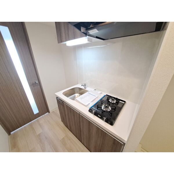スプランディッド新大阪WEST 室内写真2