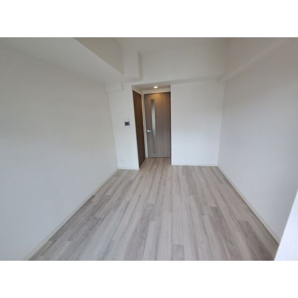 スプランディッド新大阪WEST 室内写真6