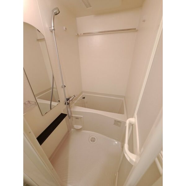 スプランディッド新大阪WEST 室内写真3