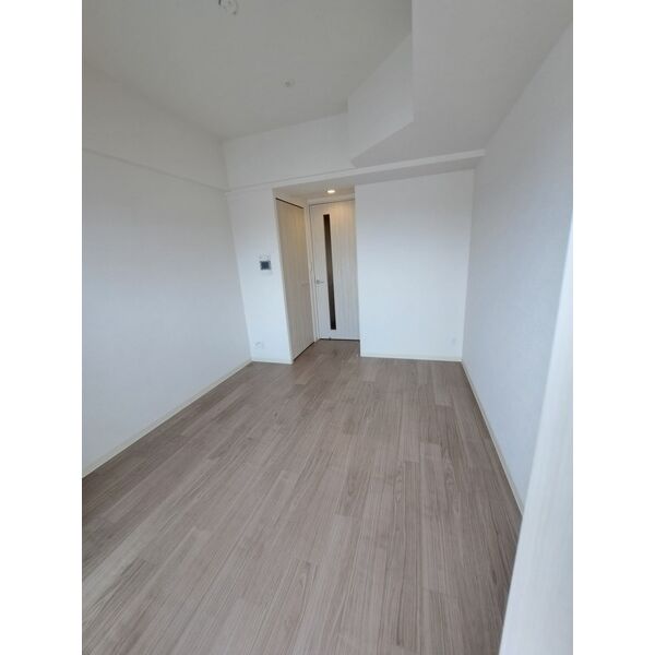 スプランディッド新大阪WEST 室内写真6