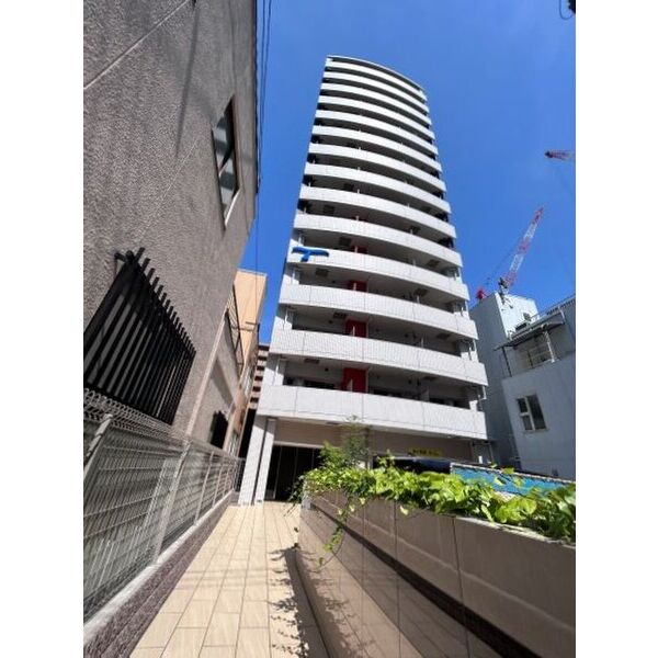 セレニテ中崎町リアン