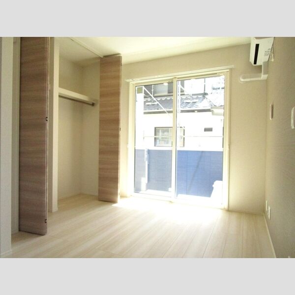 Radius V 室内写真1