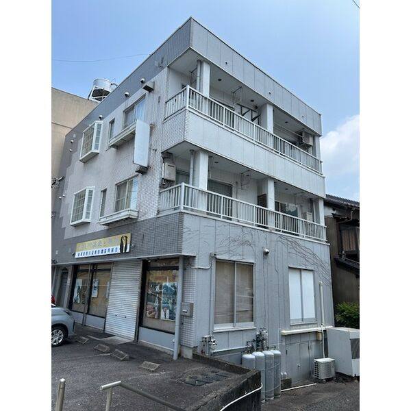 ワラヤビル 建物画像