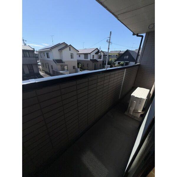 綾II 室内写真10