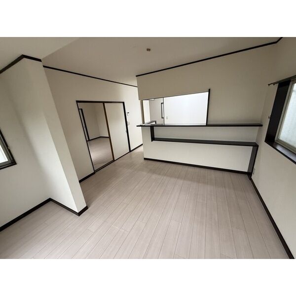リブレス上貝塚戸建 室内写真1