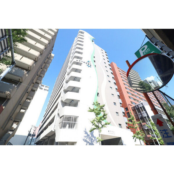 アドバンス江坂ラシュレ 建物画像