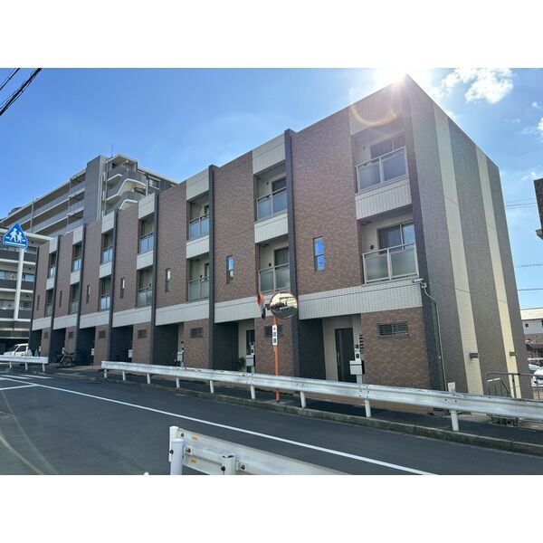 東泉丘タウンハウス
