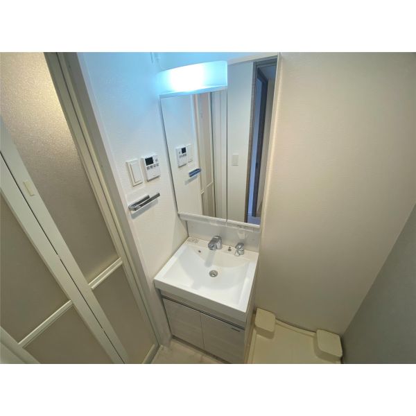 S-RESIDENCE三国WEST 室内写真5