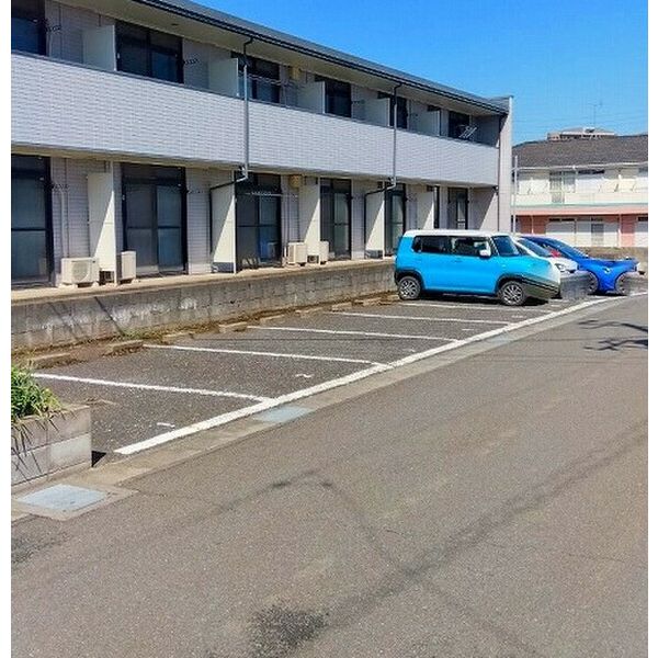 レオパレスシティーB 室内写真3