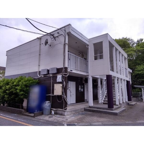 レオパレスフルールⅠ