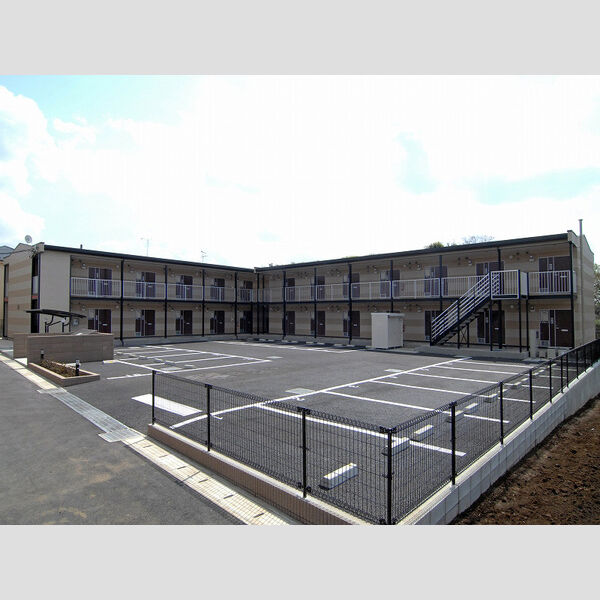 レオパレスプレミール 建物画像