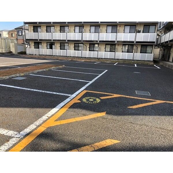レオパレスオークヒルズA 室内写真3