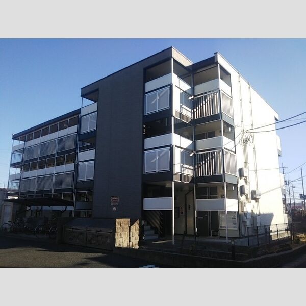 レオパレスエスト逆井