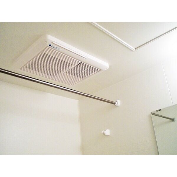 レオパレスさくら 室内写真3