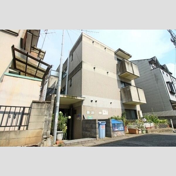 レオパレスRX山科 建物画像