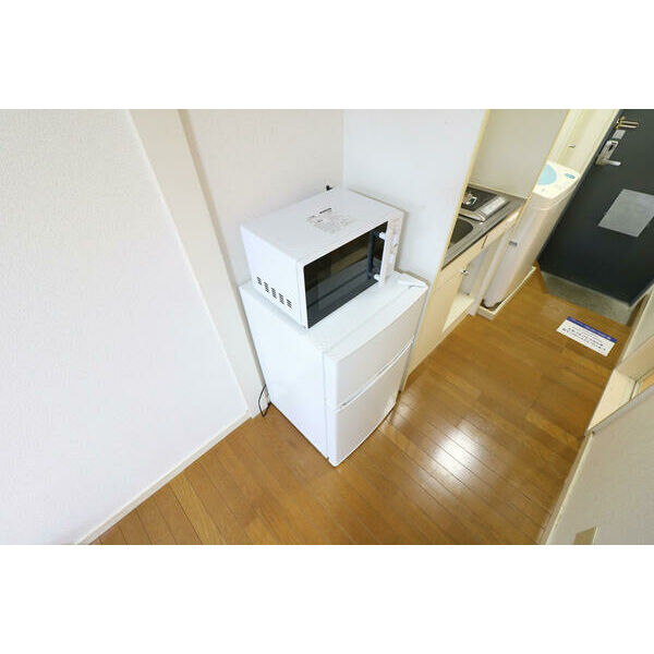 レオパレスドルフィン 室内写真7