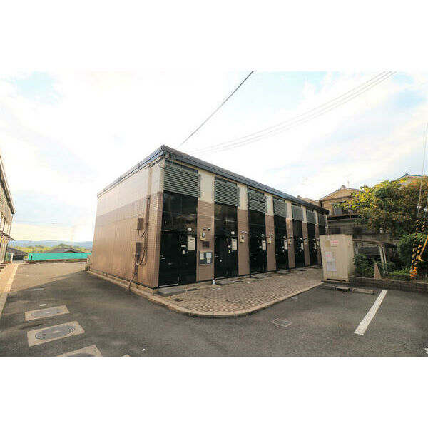 レオパレスヴィラパルク弐番館 建物画像
