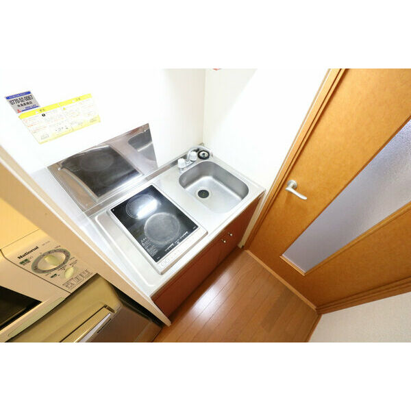 レオパレスアルモニ2番館 室内写真5