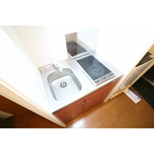 レオパレス安信町四九番地 室内写真4