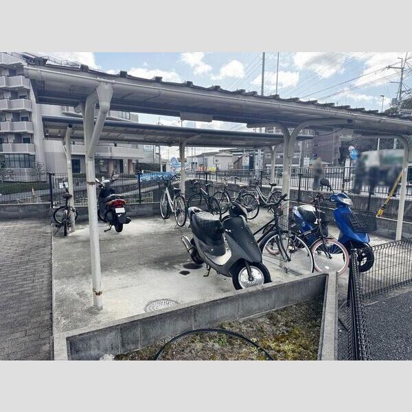 レオパレス西京 室内写真9