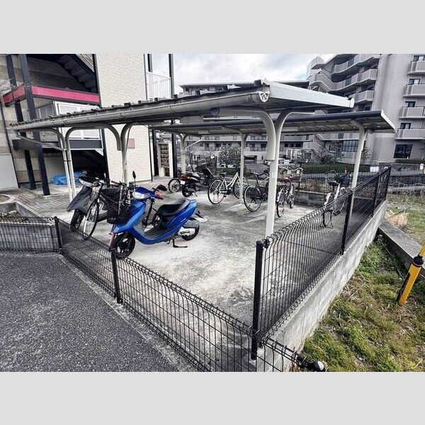 レオパレス西京 室内写真10