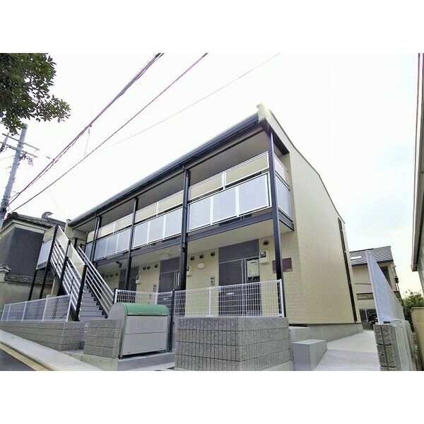 レオパレス鳥羽街道ファミリア 建物画像