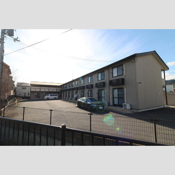 レオパレス嵯峨野 建物画像