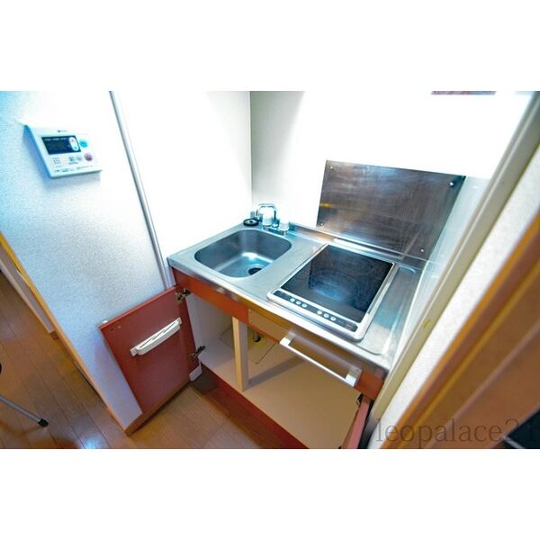レオパレスRAVE 室内写真3
