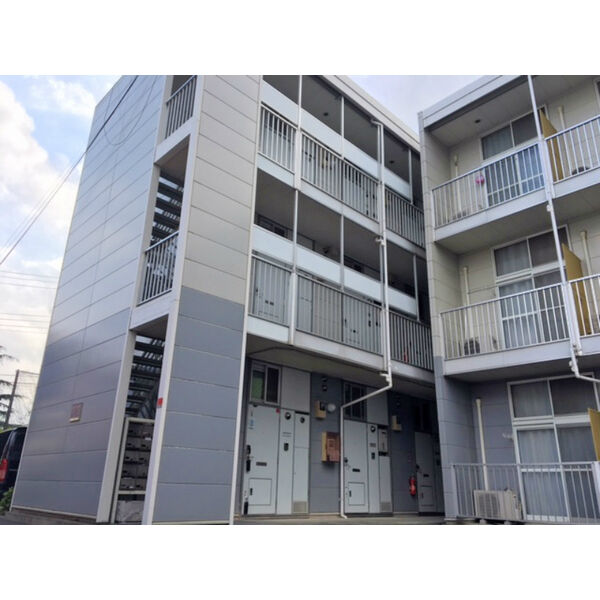 レオパレス立野