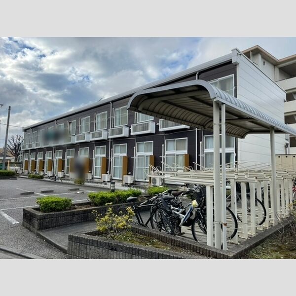 レオパレスルミエール 建物画像