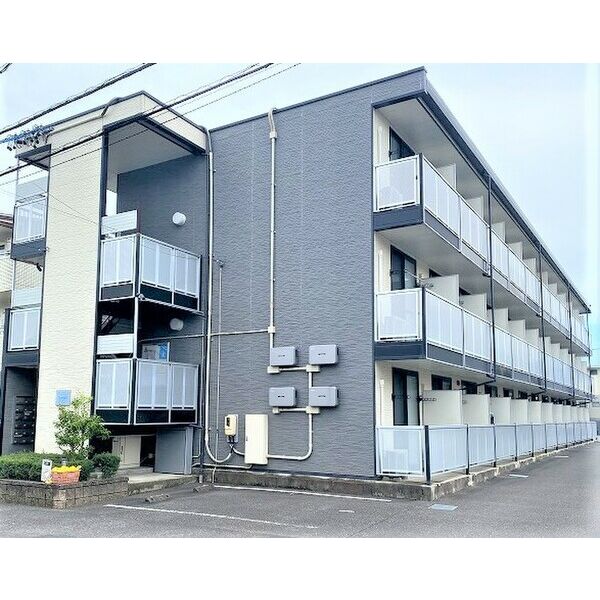 レオパレスパークタウン北斗 建物画像